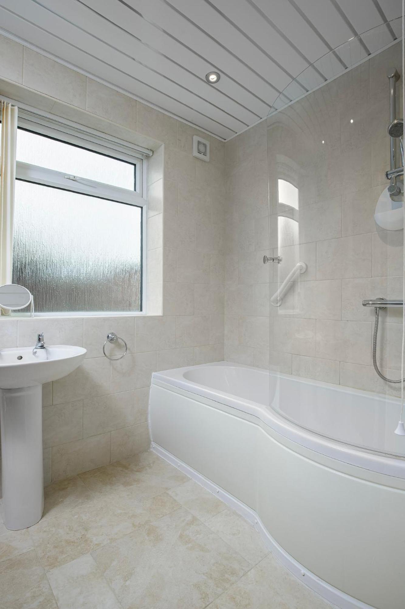 Arnside - Spacious 10-Bedroom Seaside Cottage Blackpool Exterior foto